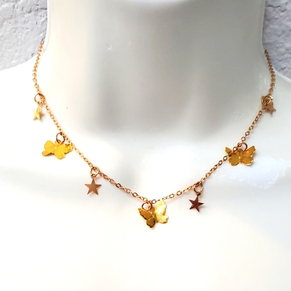 💚5/$25 Gold Tone Butterfly and Star Charm Necklace - Picture 1 of 4